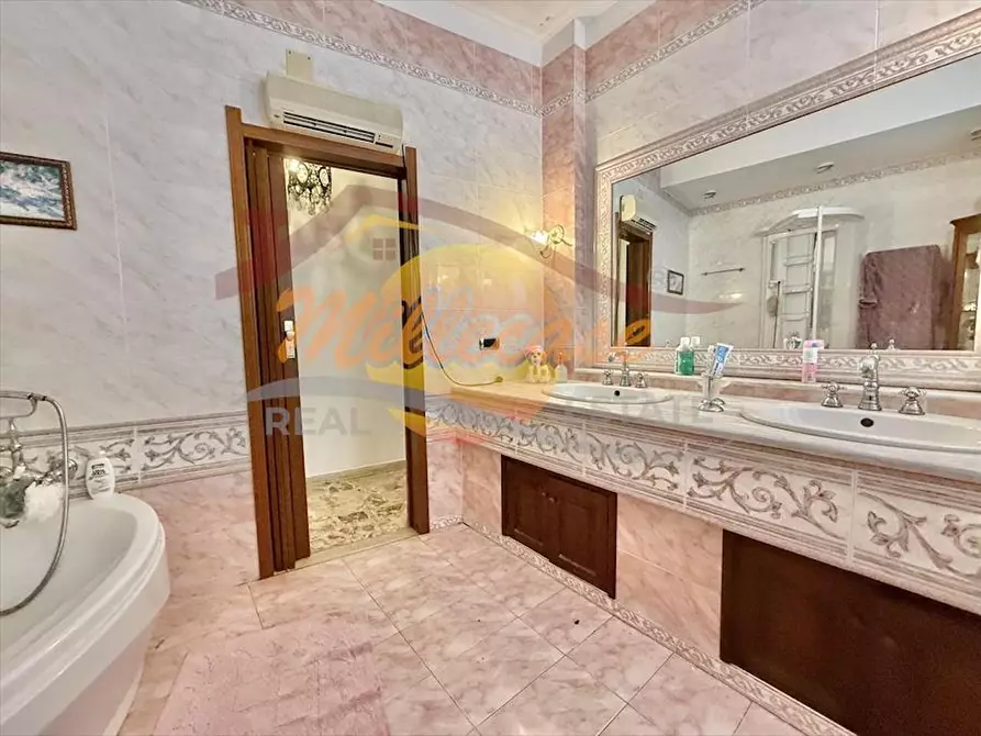 Immagine 16 di Appartamento in vendita  in GROTTASANTA a Siracusa