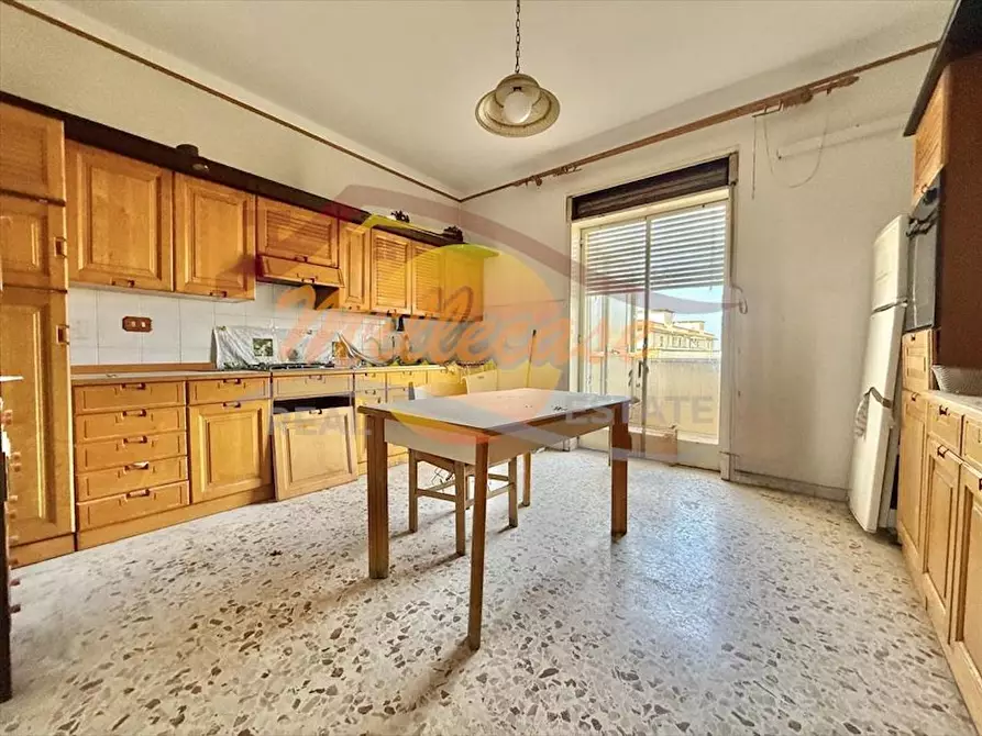 Immagine 6 di Pentalocale in vendita  in VIA MASCALUCIA a Siracusa