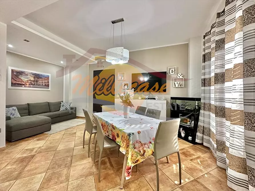 Immagine 2 di Appartamento in vendita  in VIA VERONA a Siracusa