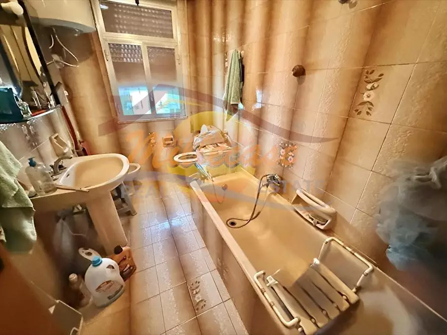 Immagine 21 di Villa in vendita  in Viale Edoardo Garrone a Melilli