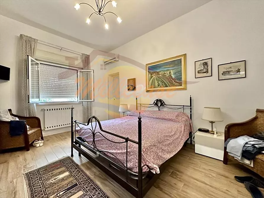 Immagine 14 di Villa in vendita  in Via Villarosa a Siracusa