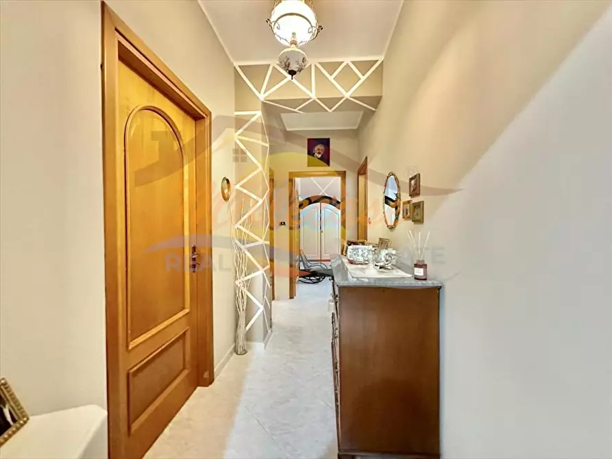 Immagine 22 di Pentalocale in vendita  in VIALE TICA a Siracusa