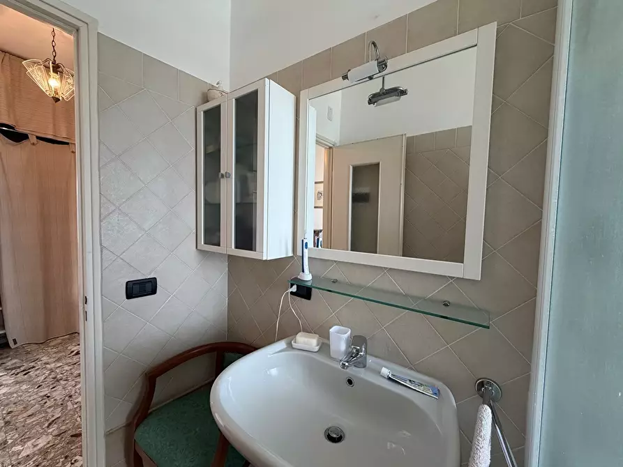 Immagine 29 di Trilocale in vendita  in Via Sicilia 37 a San Bartolomeo Al Mare