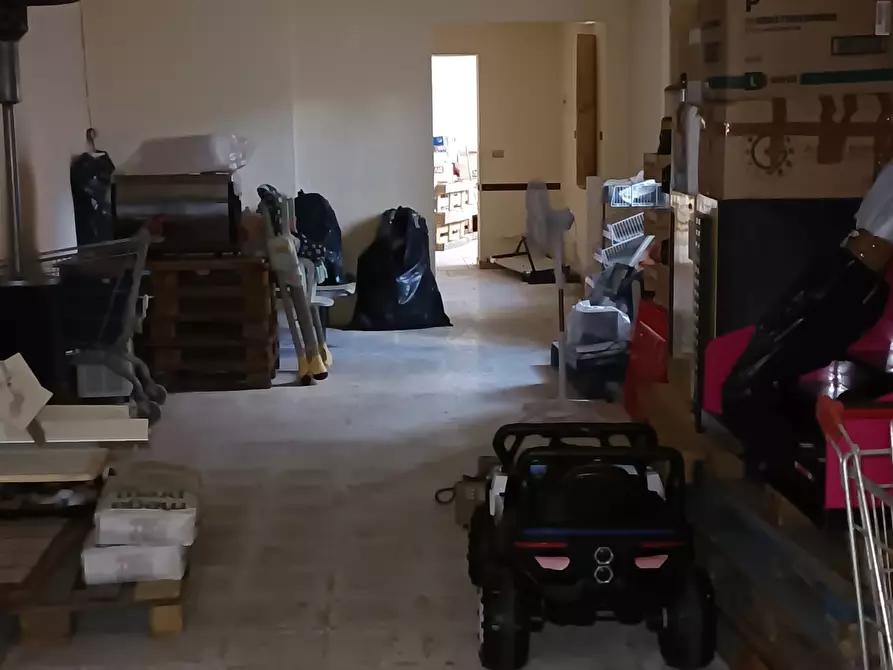 Immagine 3 di Showroom in vendita  in san mazzeo a Conflenti