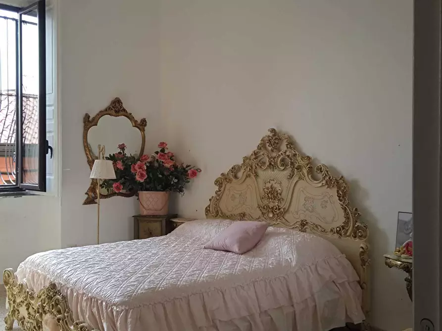 Immagine 36 di Pentalocale in vendita  in Via Antonio d' Ippolito a Lamezia Terme