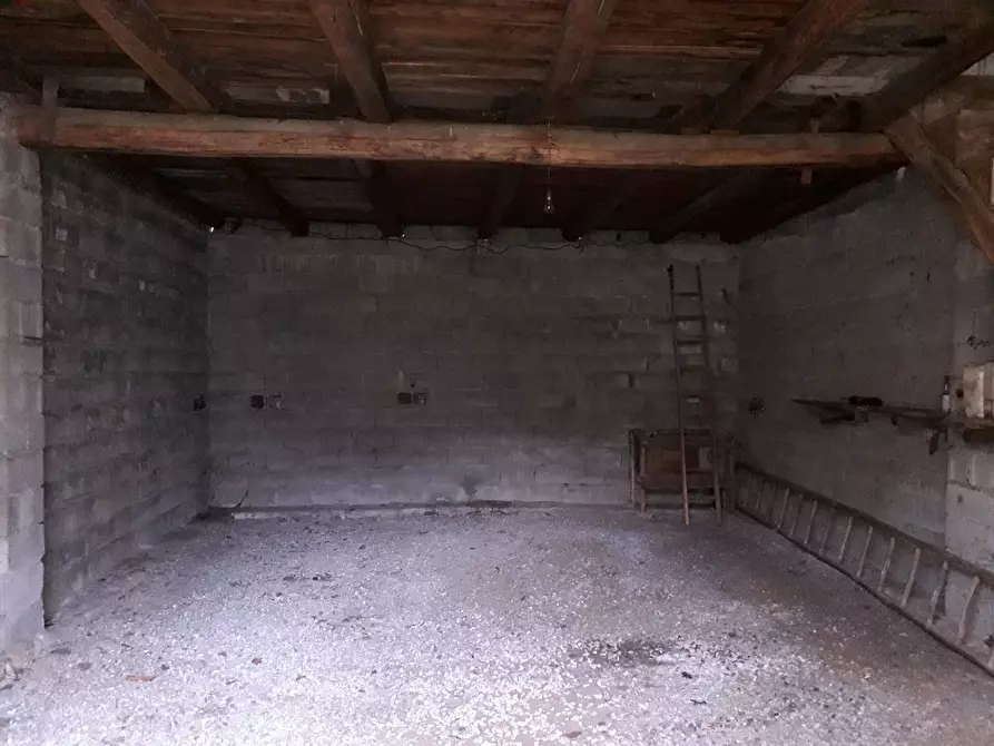 Immagine 8 di Casa indipendente in vendita  in orsi a Decollatura