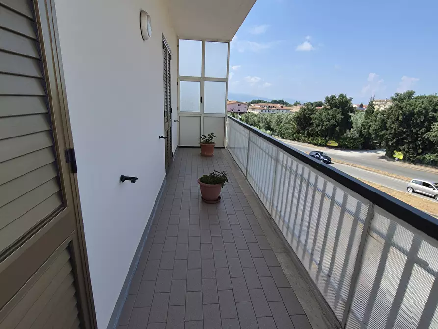 Immagine 11 di Pentalocale in vendita  in Via del Progresso 525 a Lamezia Terme