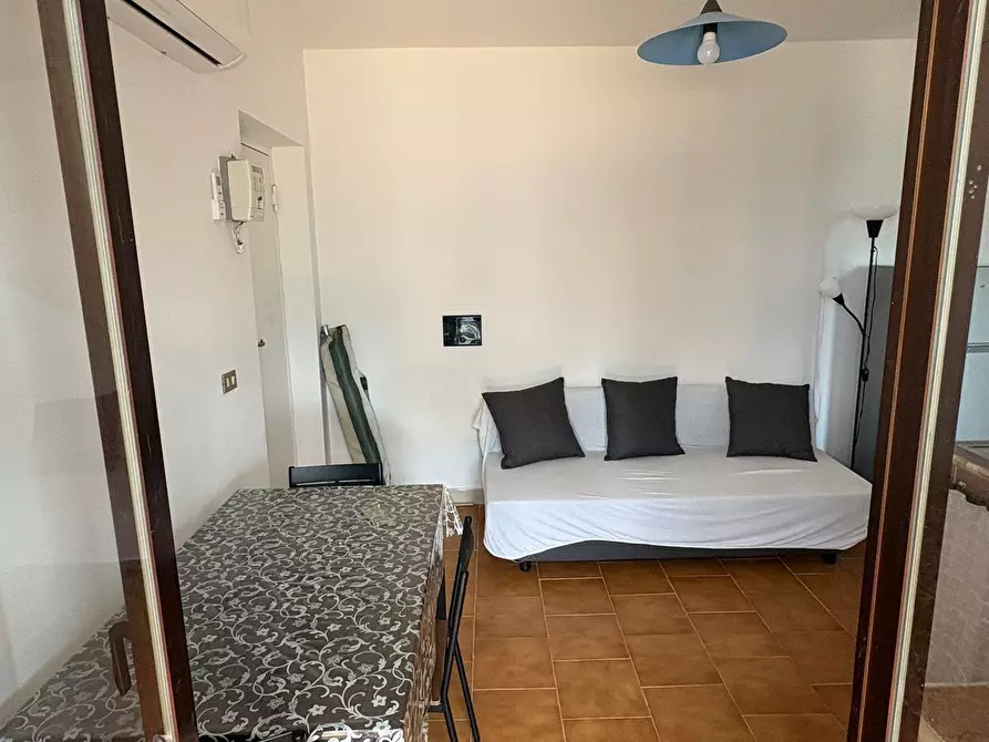 Immagine 13 di Bilocale in vendita  in Viale Campetto Bianco 5 a Lamezia Terme