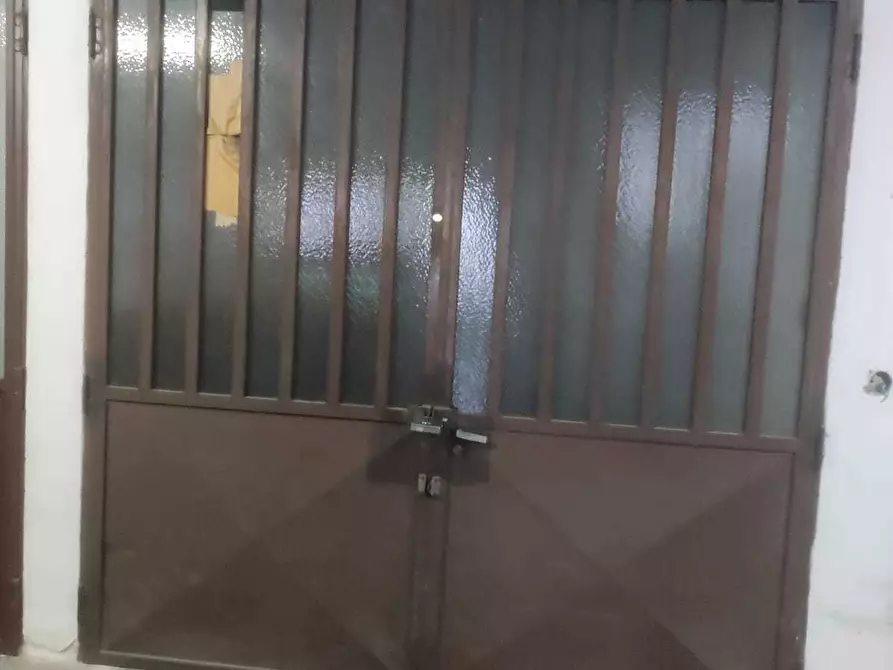 Immagine 3 di Garage in affitto  in CORSI SIRACUSA 140 a Torino