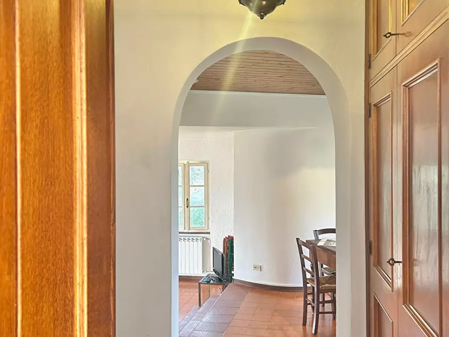 Immagine 61 di Casa indipendente in vendita  a Castelnuovo Magra