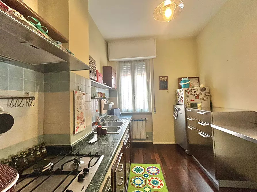 Immagine 26 di Trilocale in vendita  a Sarzana