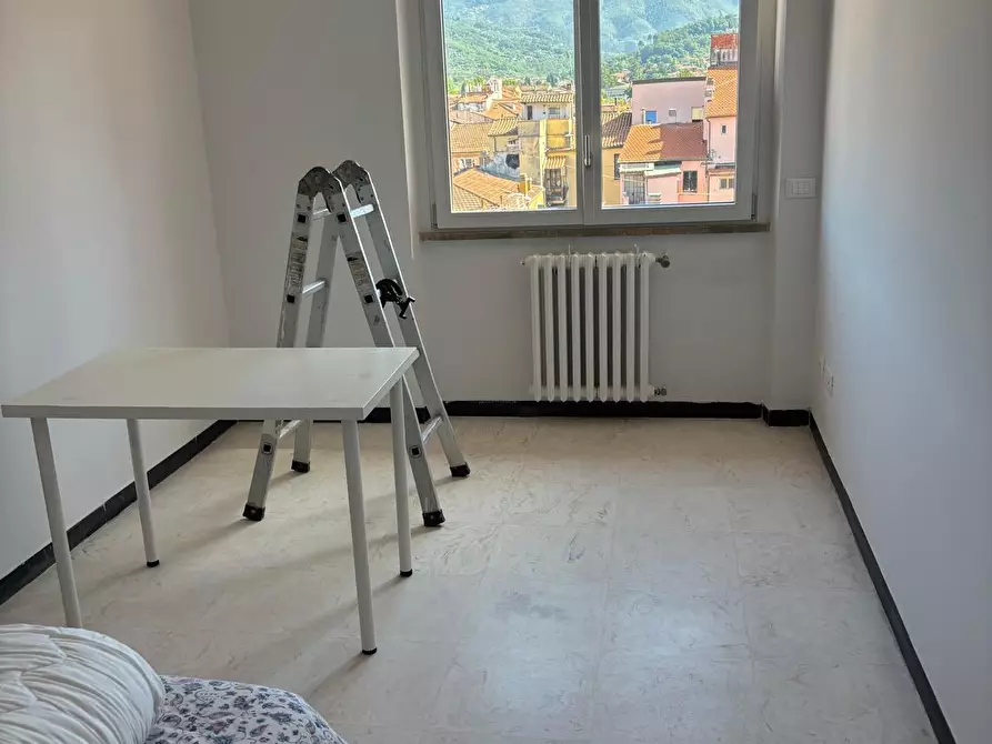 Immagine 19 di Attico in affitto  a Sarzana