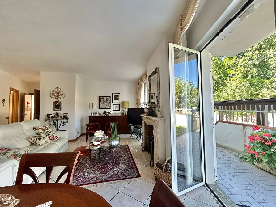 Immagine 22 di Porzione di casa in vendita  a Fosdinovo