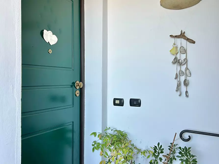 Immagine 33 di Pentalocale in vendita  a Sarzana