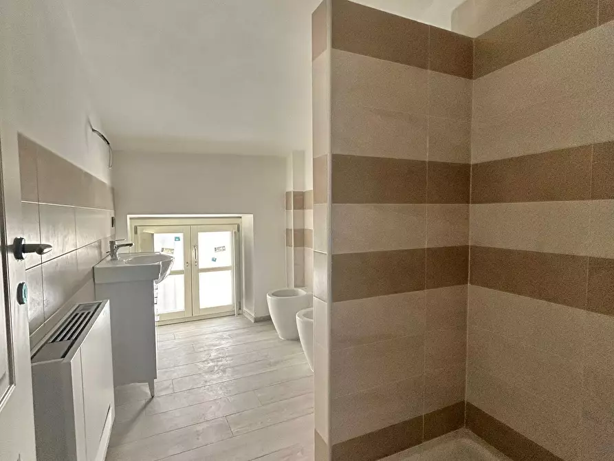 Immagine 8 di Loft/Open space in vendita  a Sarzana