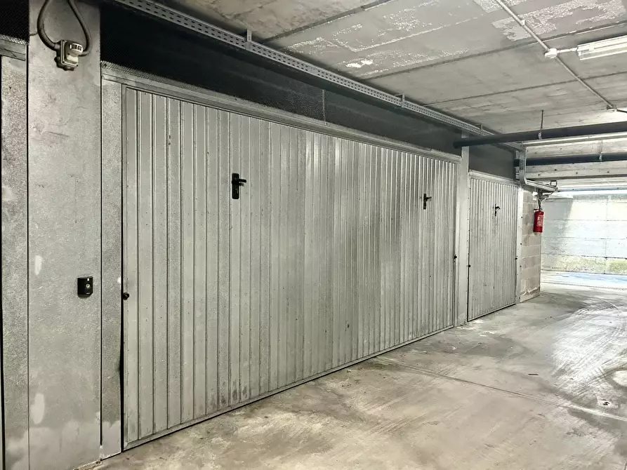 Immagine 47 di Attico in vendita  a Sarzana