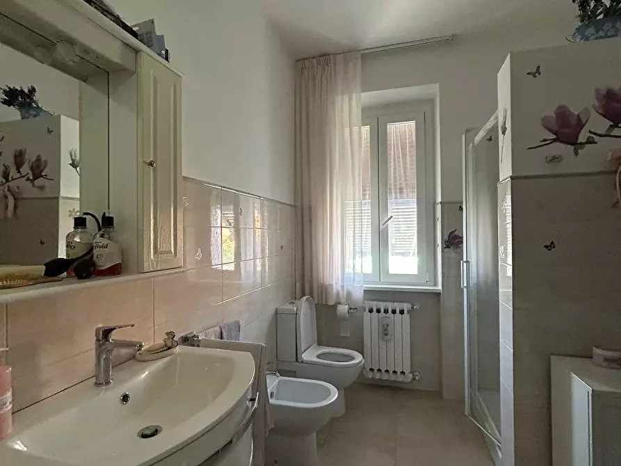 Immagine 19 di Quadrilocale in vendita  a Sarzana