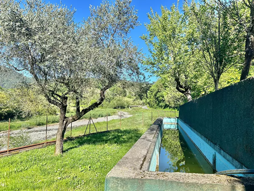 Immagine 5 di Casa bifamiliare in vendita  a Sarzana