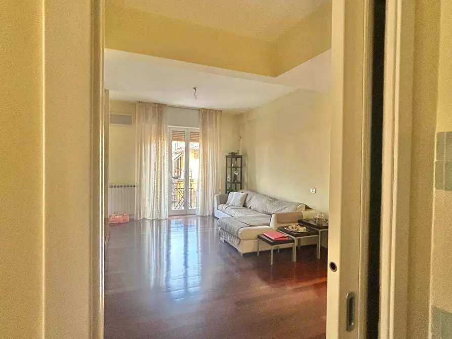 Immagine 20 di Trilocale in vendita  a Sarzana