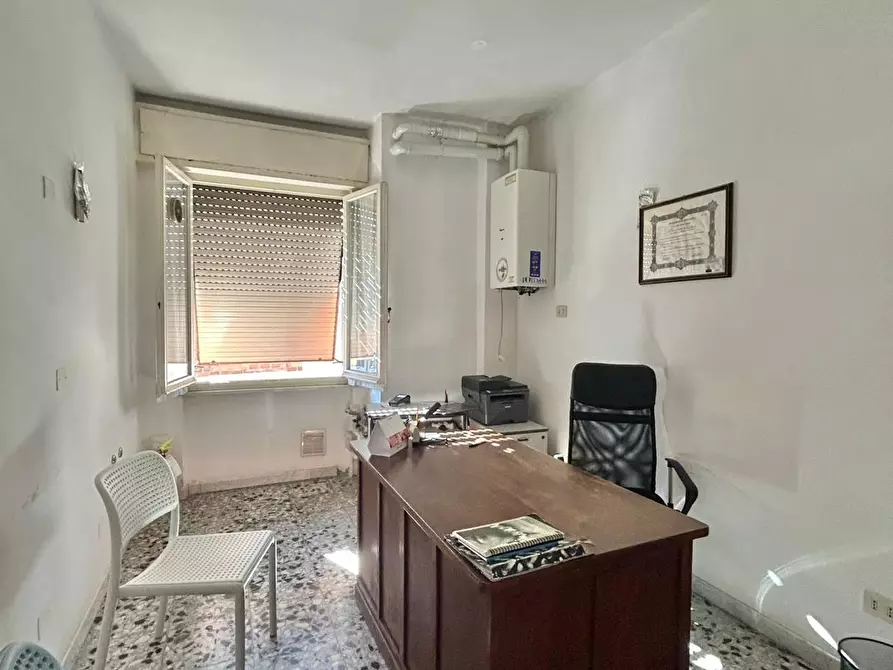 Immagine 5 di Quadrilocale in vendita  a Sarzana