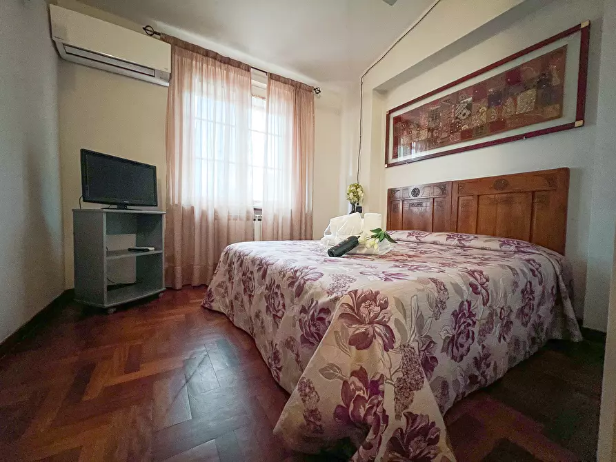 Immagine 40 di Agriturismo in vendita  a Castelnuovo Magra