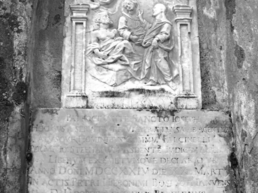 Immagine 37 di Villa in vendita  a Sarzana