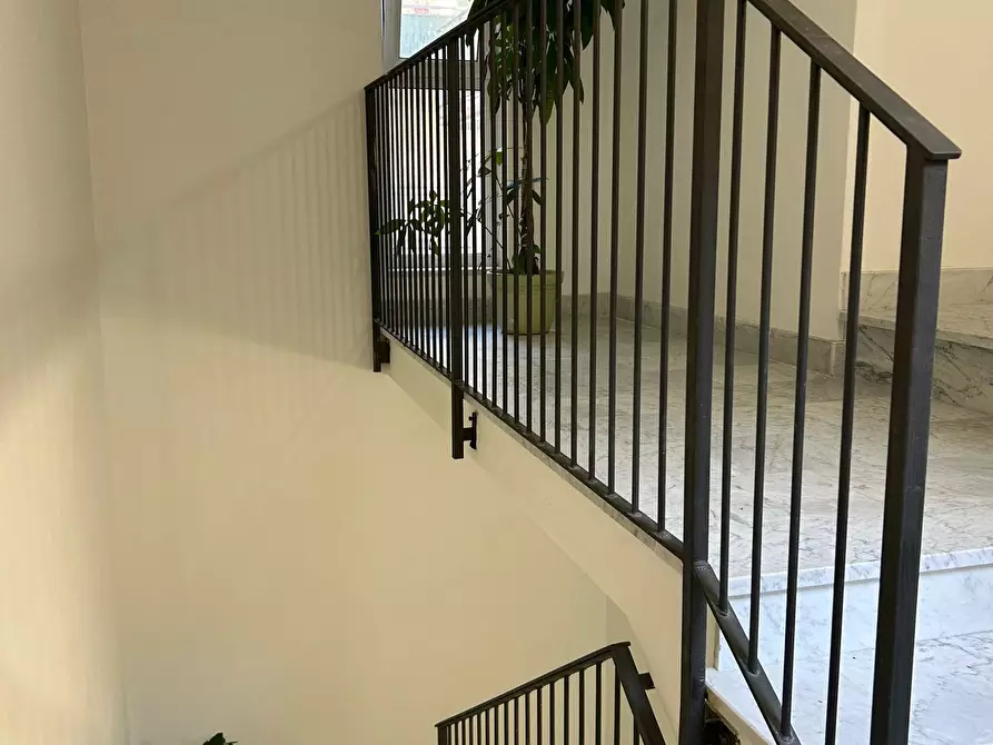 Immagine 5 di Bilocale in vendita  a Sarzana