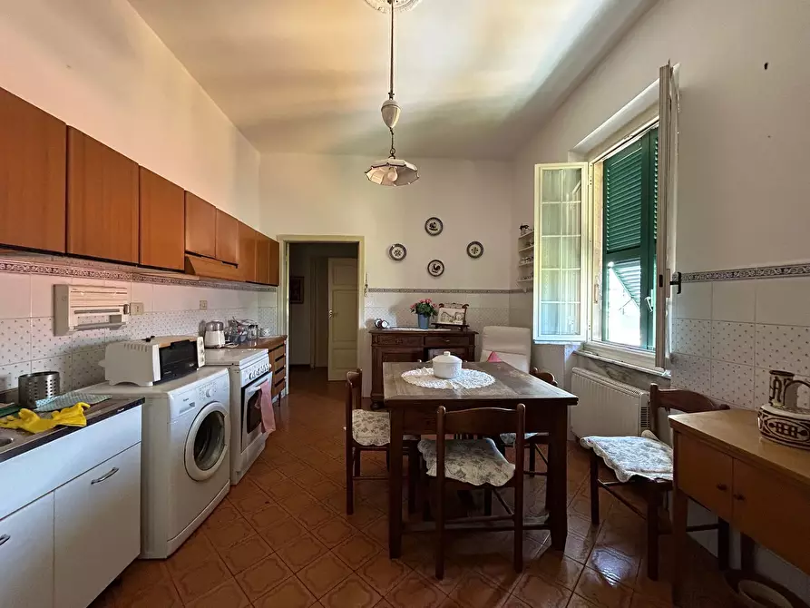 Immagine 22 di Porzione di casa in vendita  a Sarzana