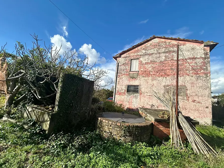 Immagine 26 di Rustico / casale in vendita  a Sarzana