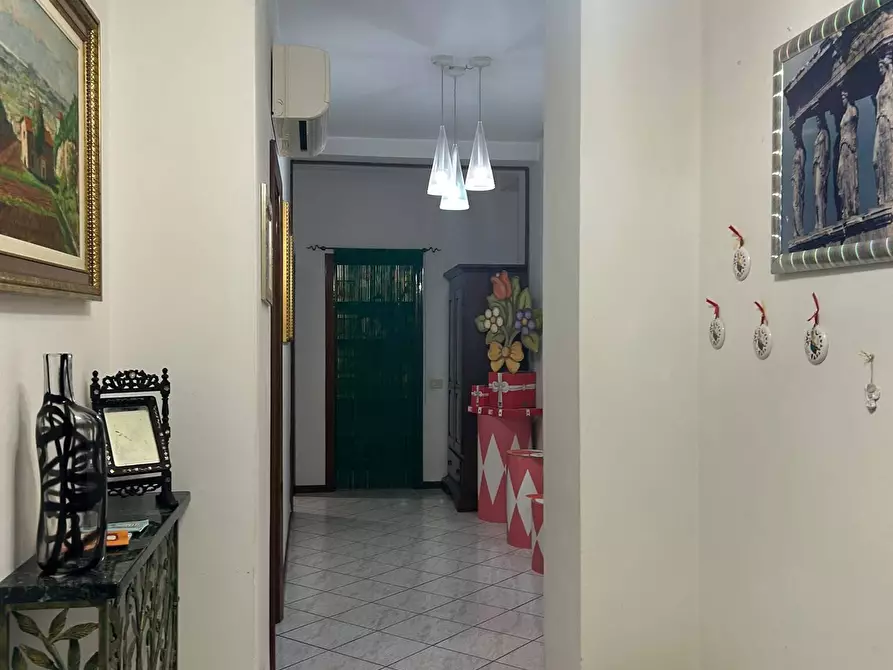 Immagine 9 di Quadrilocale in vendita  a Sarzana
