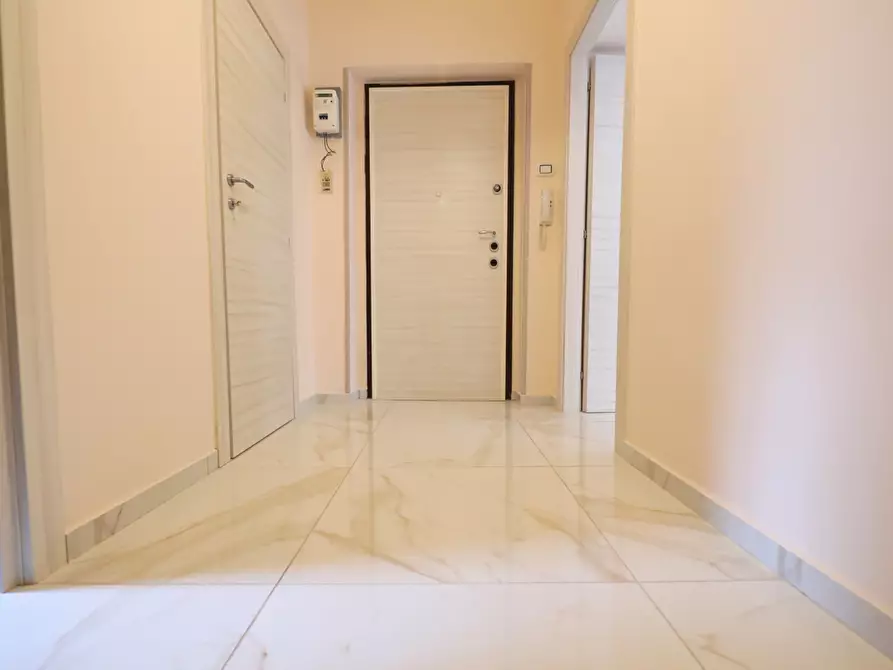 Immagine 13 di Monolocale in vendita  in Via Friuli 11 a Taranto