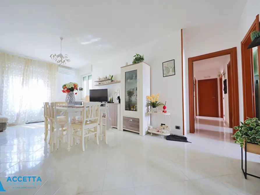 Immagine 19 di Quadrilocale in vendita  in Via Giovanni Borraccino 8 a Taranto