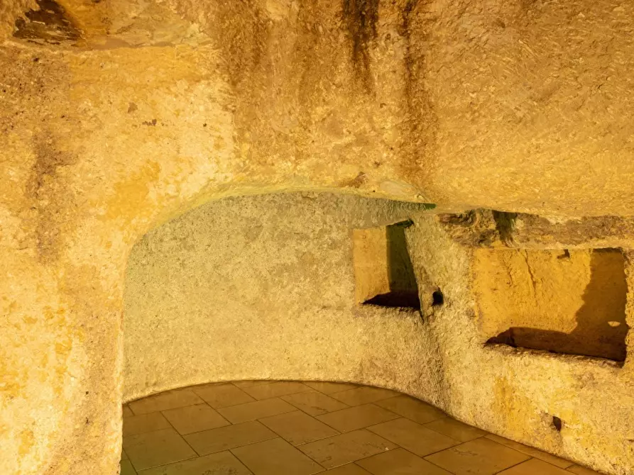 Immagine 27 di Palazzo in vendita  in Via Giovanni Paisiello 56 a Taranto