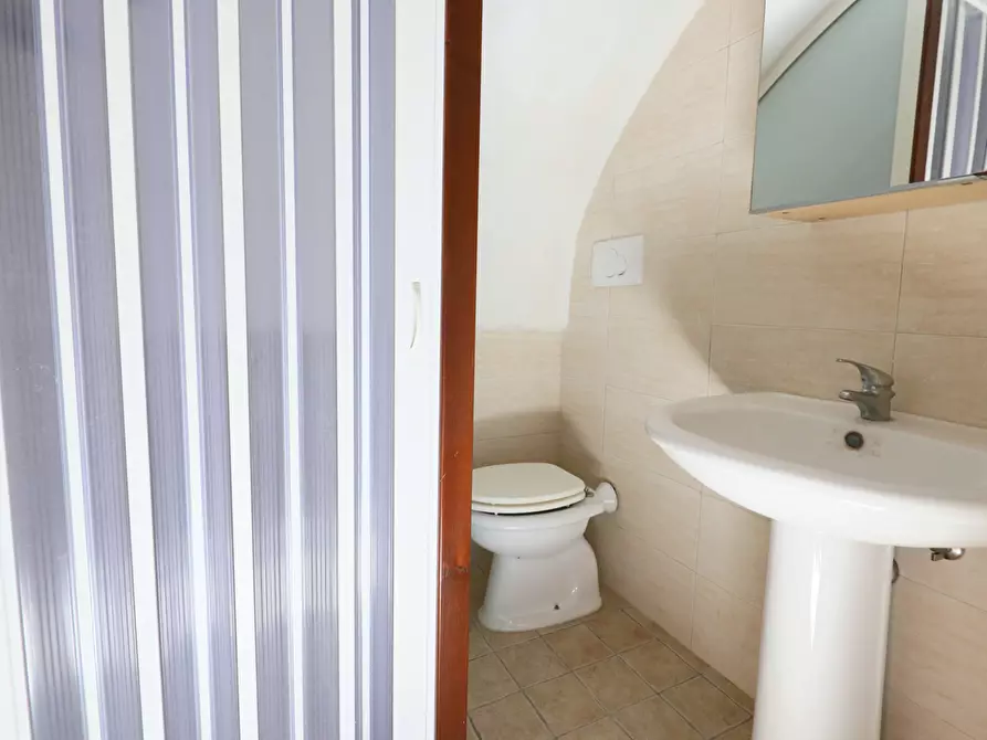 Immagine 11 di Villa in vendita  in Via Razze 11 a Taranto