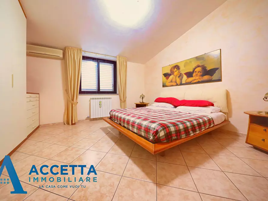 Immagine 6 di Trilocale in vendita  in Via Sciabelle 11 a Taranto