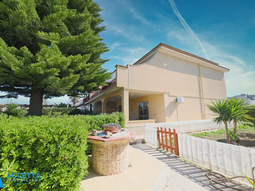 Immagine 3 di Villa in vendita  in Via Torpediniere a Taranto