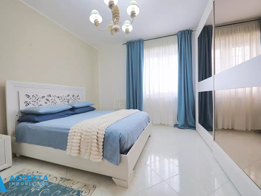 Immagine 10 di Quadrilocale in vendita  in Via Giovanni Borraccino 8 a Taranto