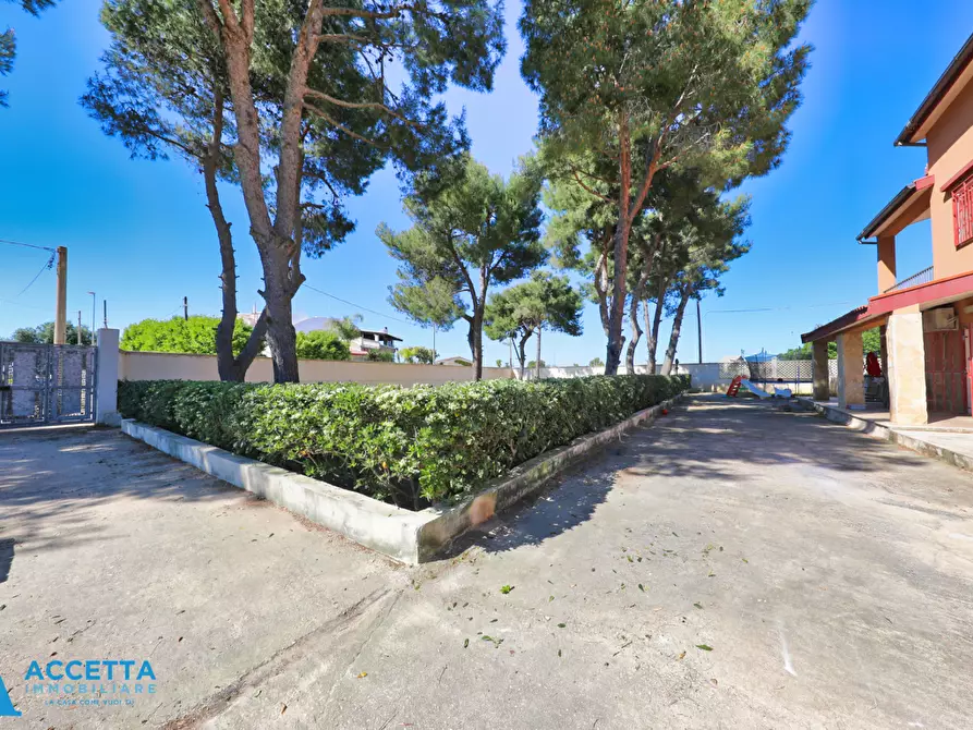 Immagine 23 di Villa in vendita  in Via Lappane a Taranto