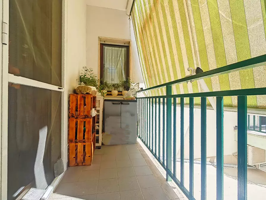 Immagine 21 di Trilocale in vendita  in Via Roma 44 a San Giorgio Ionico