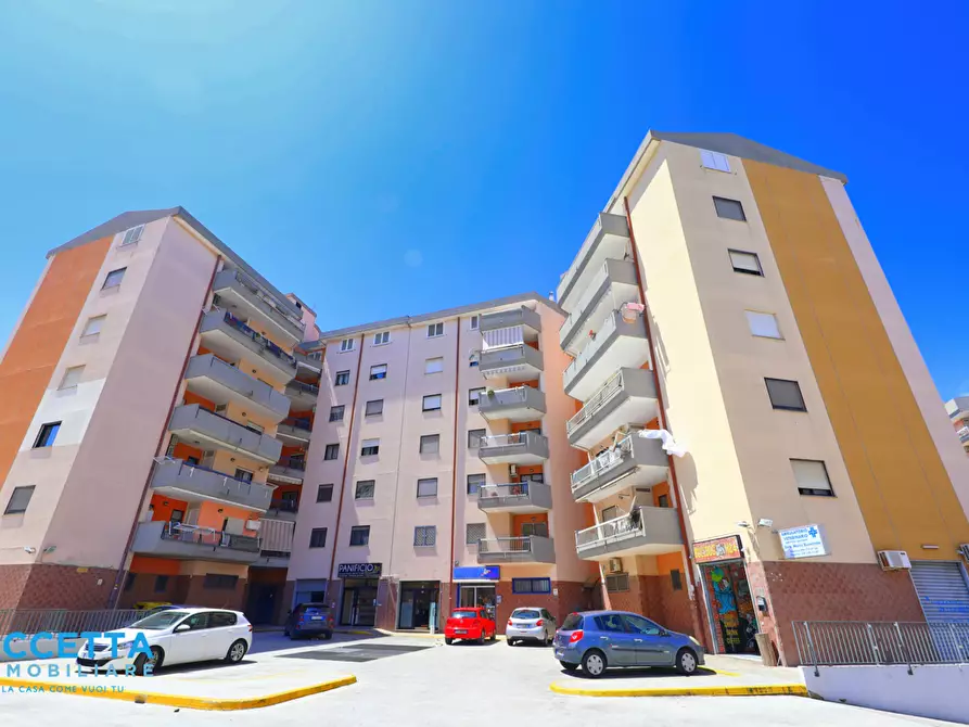 Immagine 27 di Trilocale in vendita  in Via Sciabelle 11 a Taranto