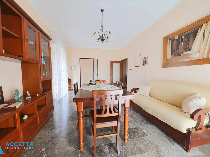 Immagine 15 di Trilocale in vendita  in Via Cesare Pascarella 6 a Taranto