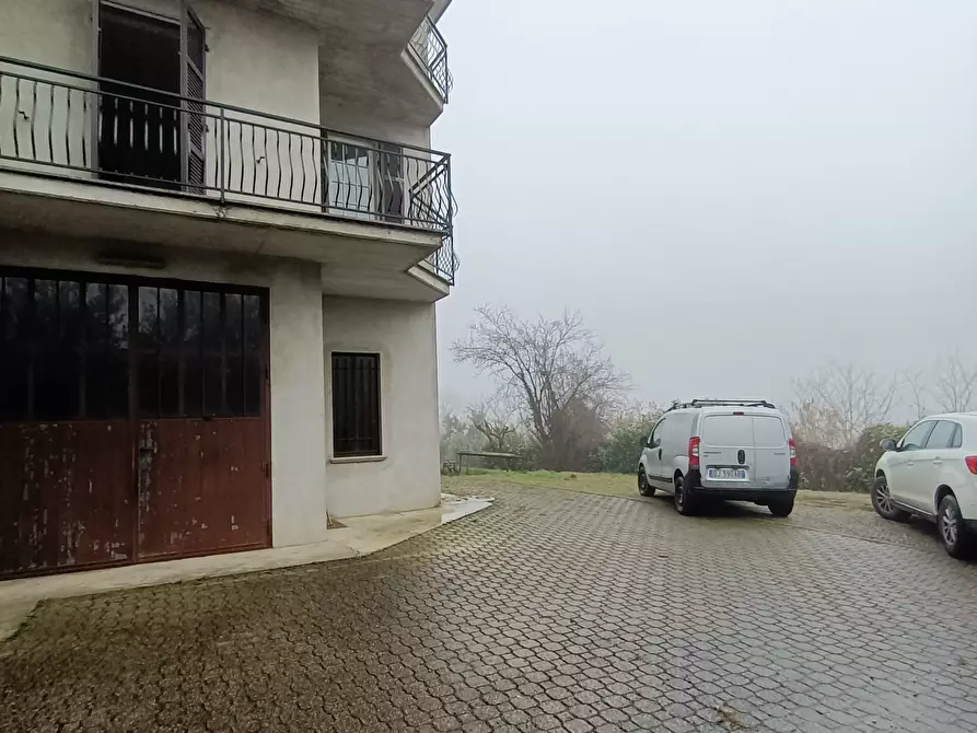 Immagine 24 di Casa bifamiliare in vendita  in periferia a Pianello Val Tidone