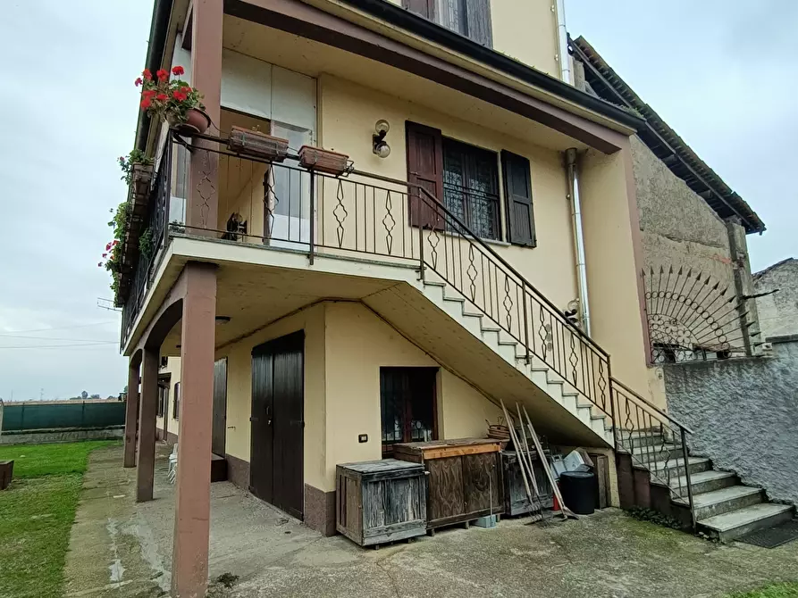 Immagine 50 di Casa indipendente in vendita  in campagna a Monticelli Pavese