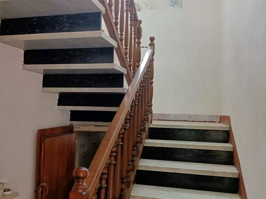 Immagine 12 di Pentalocale in vendita  in Via Strada Nuova 2 a Ziano Piacentino