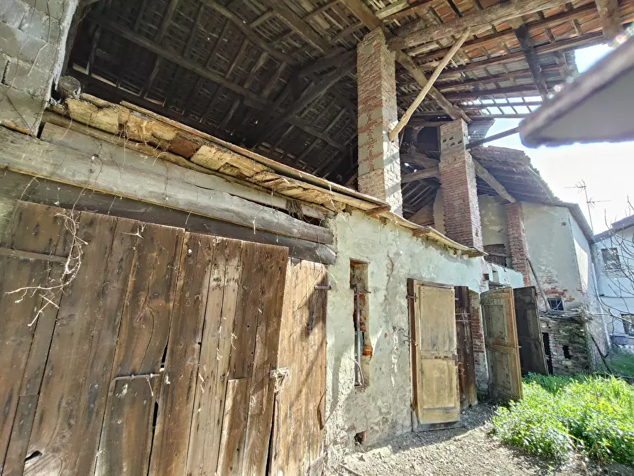 Immagine 9 di Porzione di casa in vendita  in centro a Pieve Porto Morone