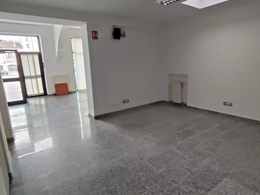 Immagine 28 di Locale commerciale in affitto  in Piazza XX Settembre a Castel San Giovanni