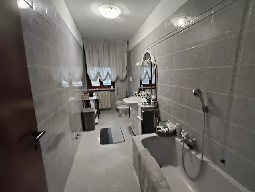 Immagine 16 di Quadrilocale in vendita  in via delle rose a Castel San Giovanni