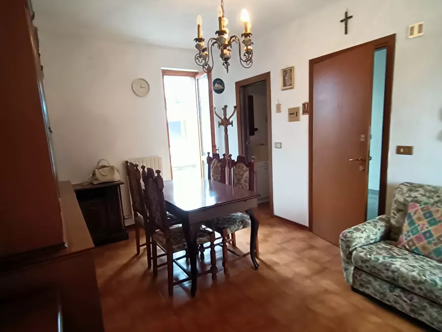 Immagine 18 di Trilocale in vendita  in Via Giacomo Puccini a Pianello Val Tidone