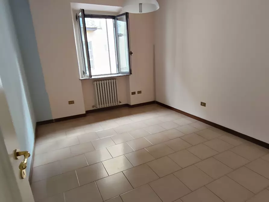Immagine 22 di Porzione di casa in vendita  in Via San Bartolomeo a Piacenza
