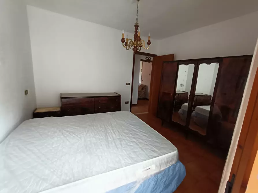 Immagine 14 di Trilocale in vendita  in Via Giacomo Puccini a Pianello Val Tidone